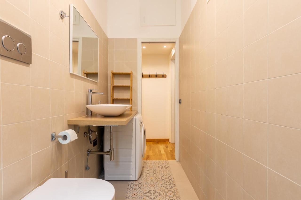 Italianflat - Solari Apartment มิลาน ภายนอก รูปภาพ