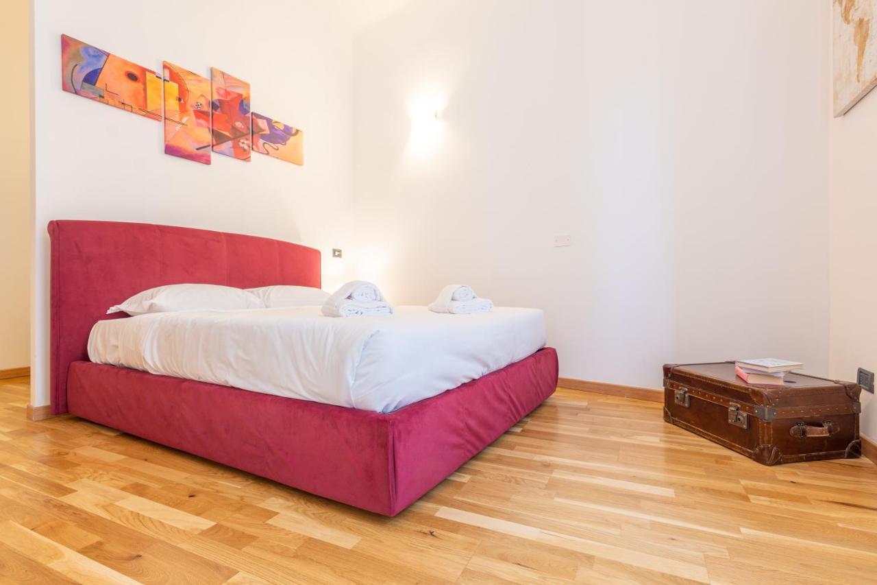 Italianflat - Solari Apartment มิลาน ภายนอก รูปภาพ
